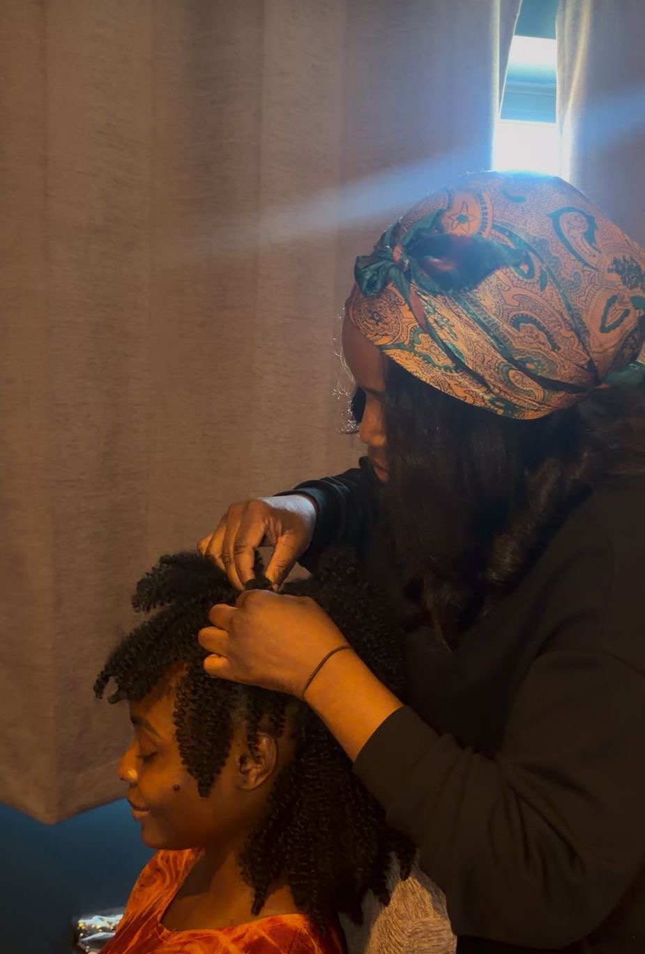 Textured Hair Styling On Set